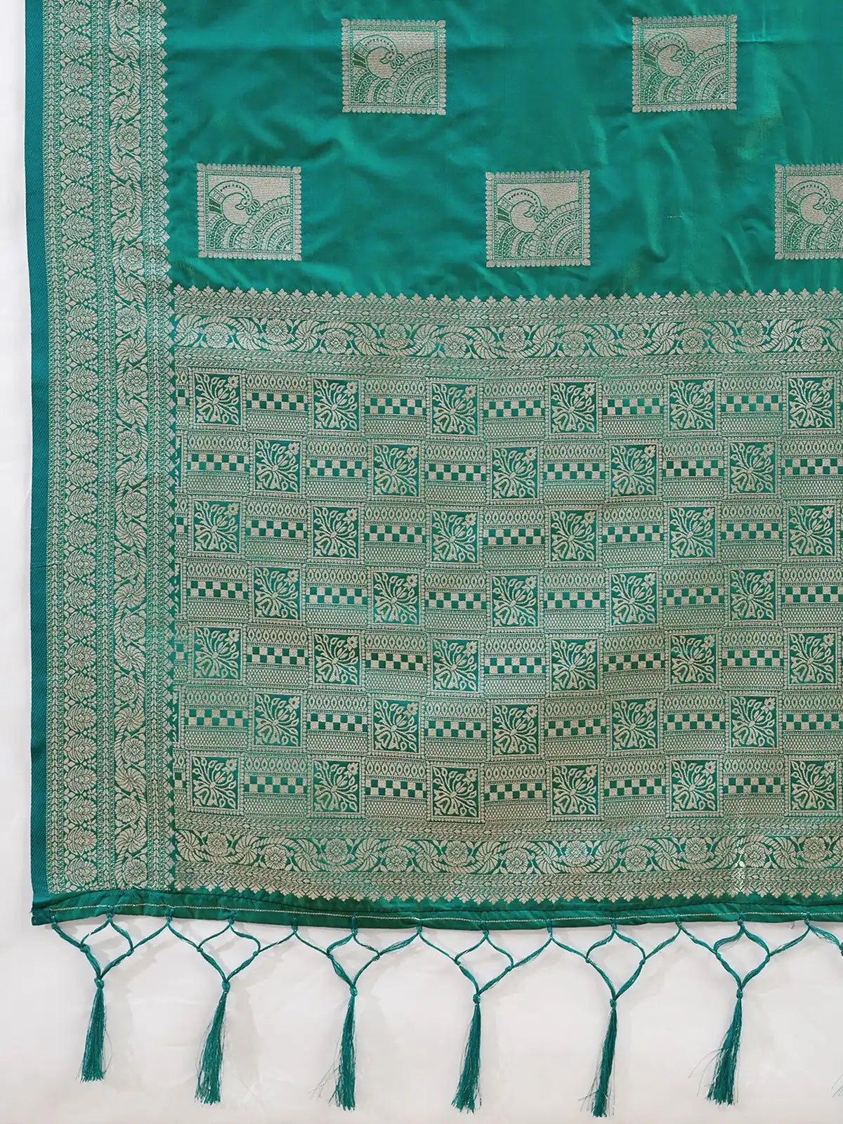 Tarani green silk blend saree pallu view with zari woven border and tassel detailing