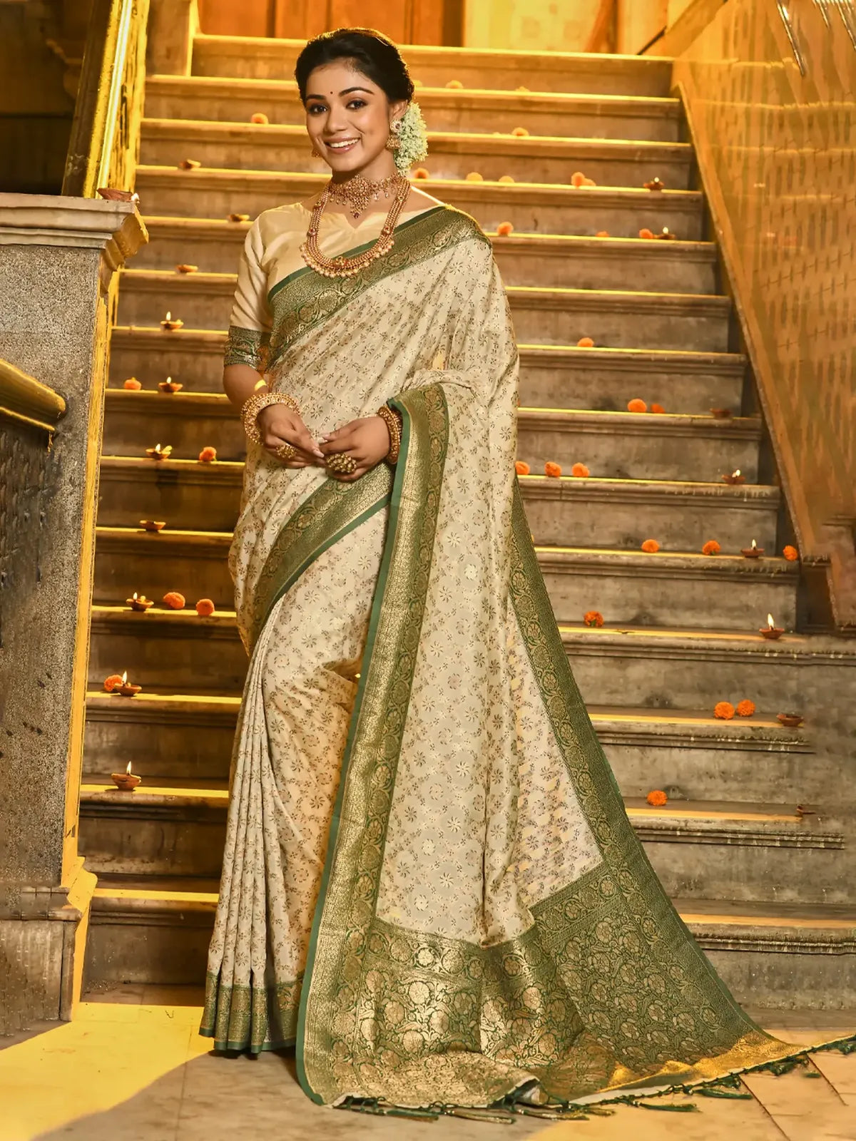 Vyoma Silk Saree - TARANI