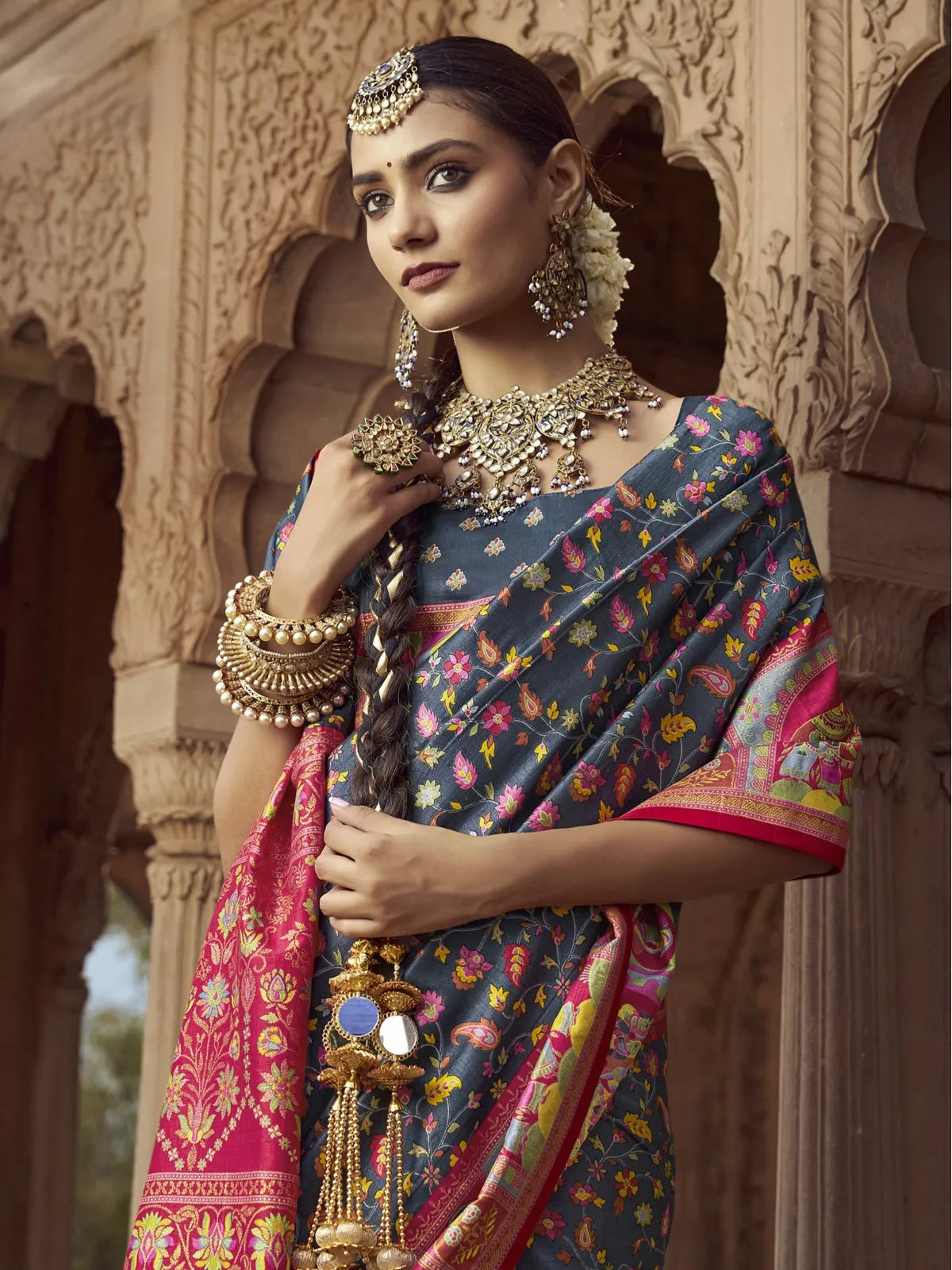 Tarani elegant grey silk saree upper body closeup with jewelry and design