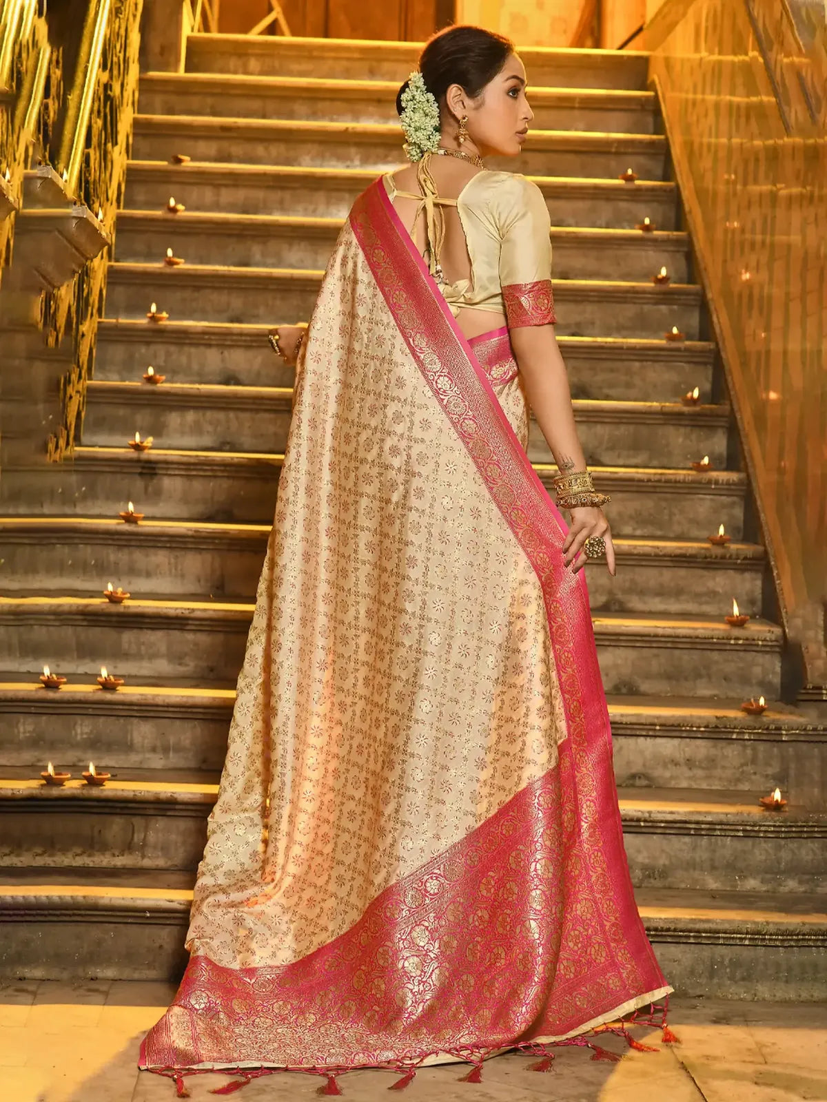 Ira Silk Saree - TARANI