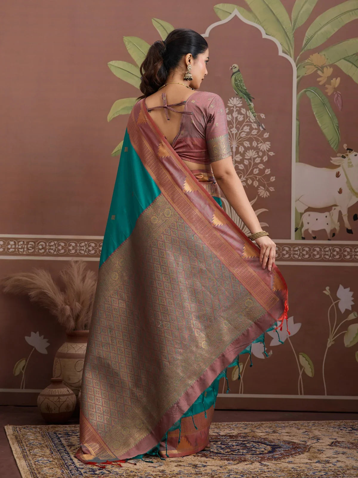 Tarani silk saree back view highlighting the contrast pallu and blouse design