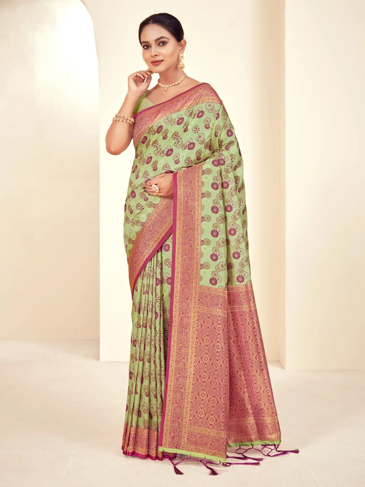 Mrunali Silk Saree - TARANI