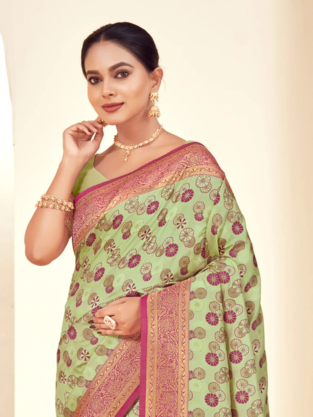 Mrunali Silk Saree - TARANI