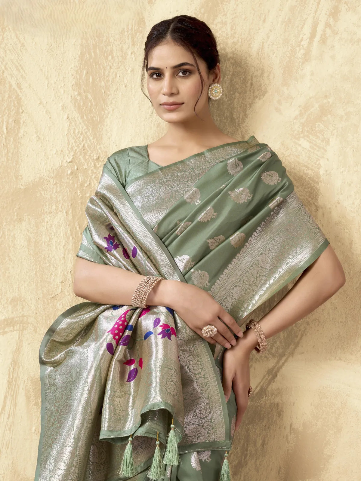 Tarani green silk saree with zari detailing upper body view