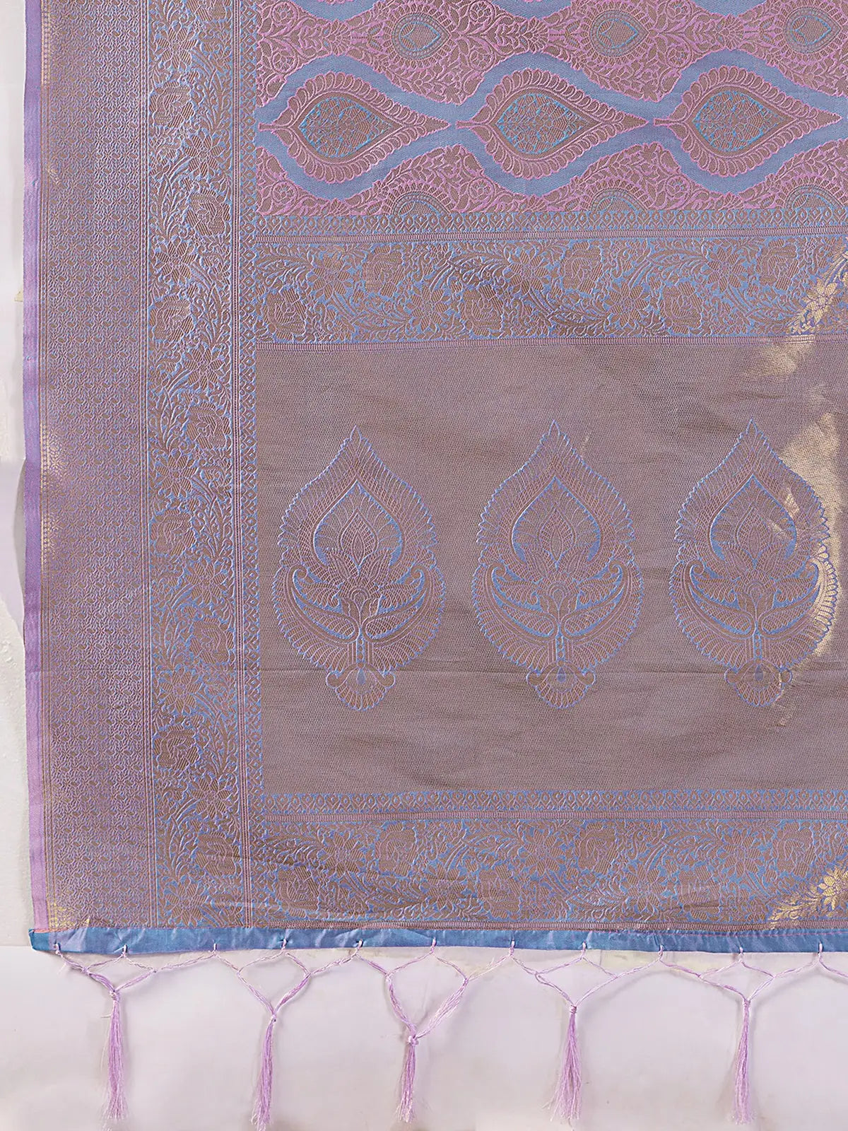 Tarani Suhani lavender silk blend saree closeup view of zari border motifs and tassel details