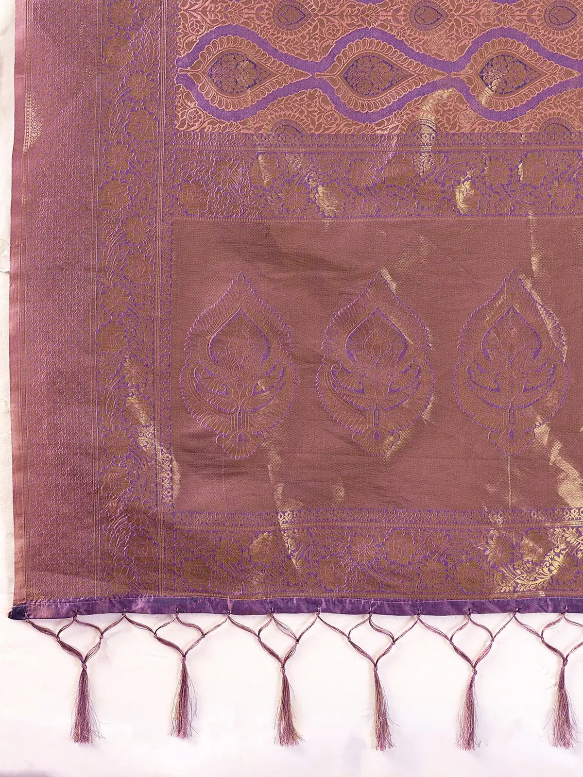 Tarani lavender Kanjivaram Silk Blend saree pallu view with zari border and tassels