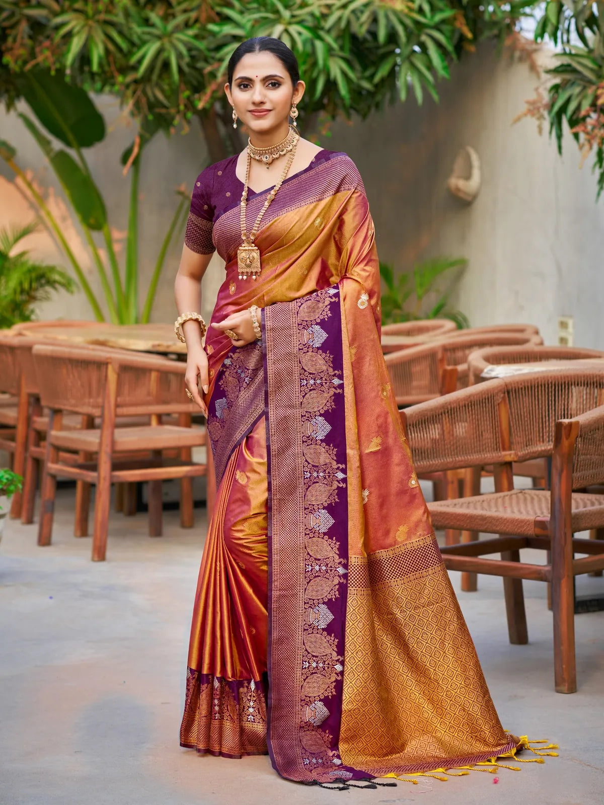 Tarani maroon soft silk saree with zari weaving and contrast border full view for festive wear