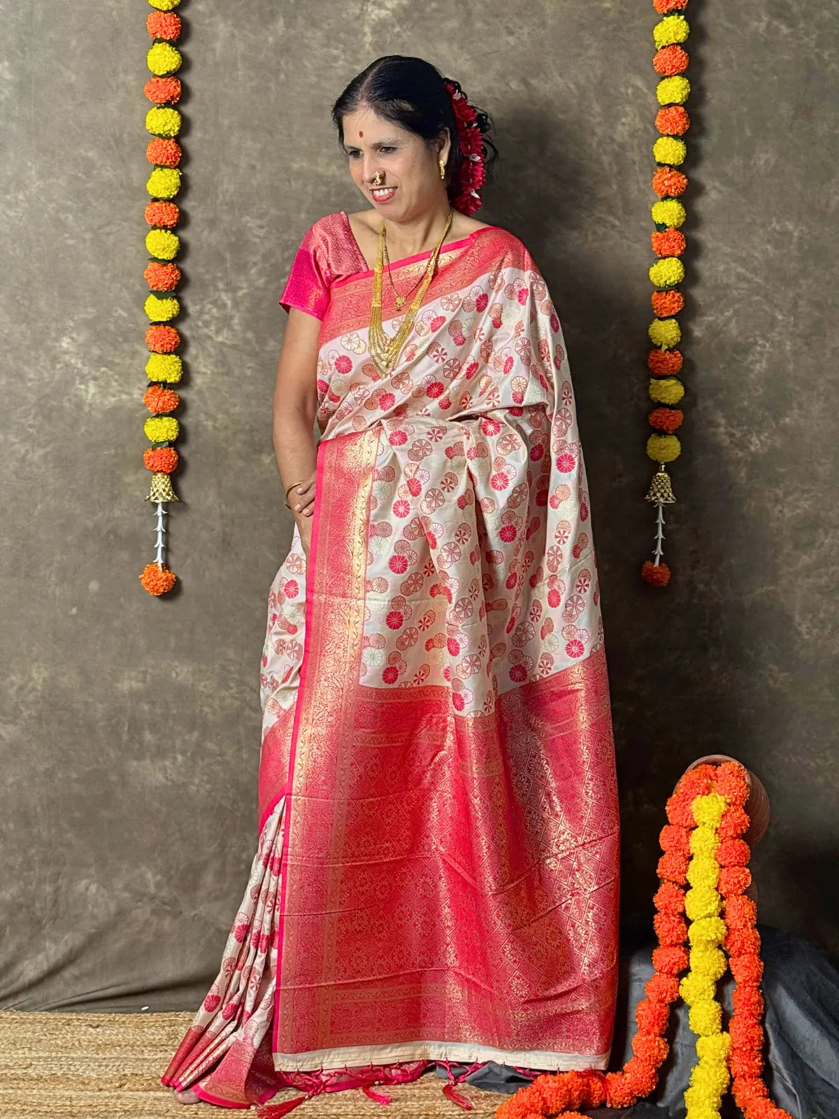 Tarani stylish pink woven silk saree front view for traditional celebrations