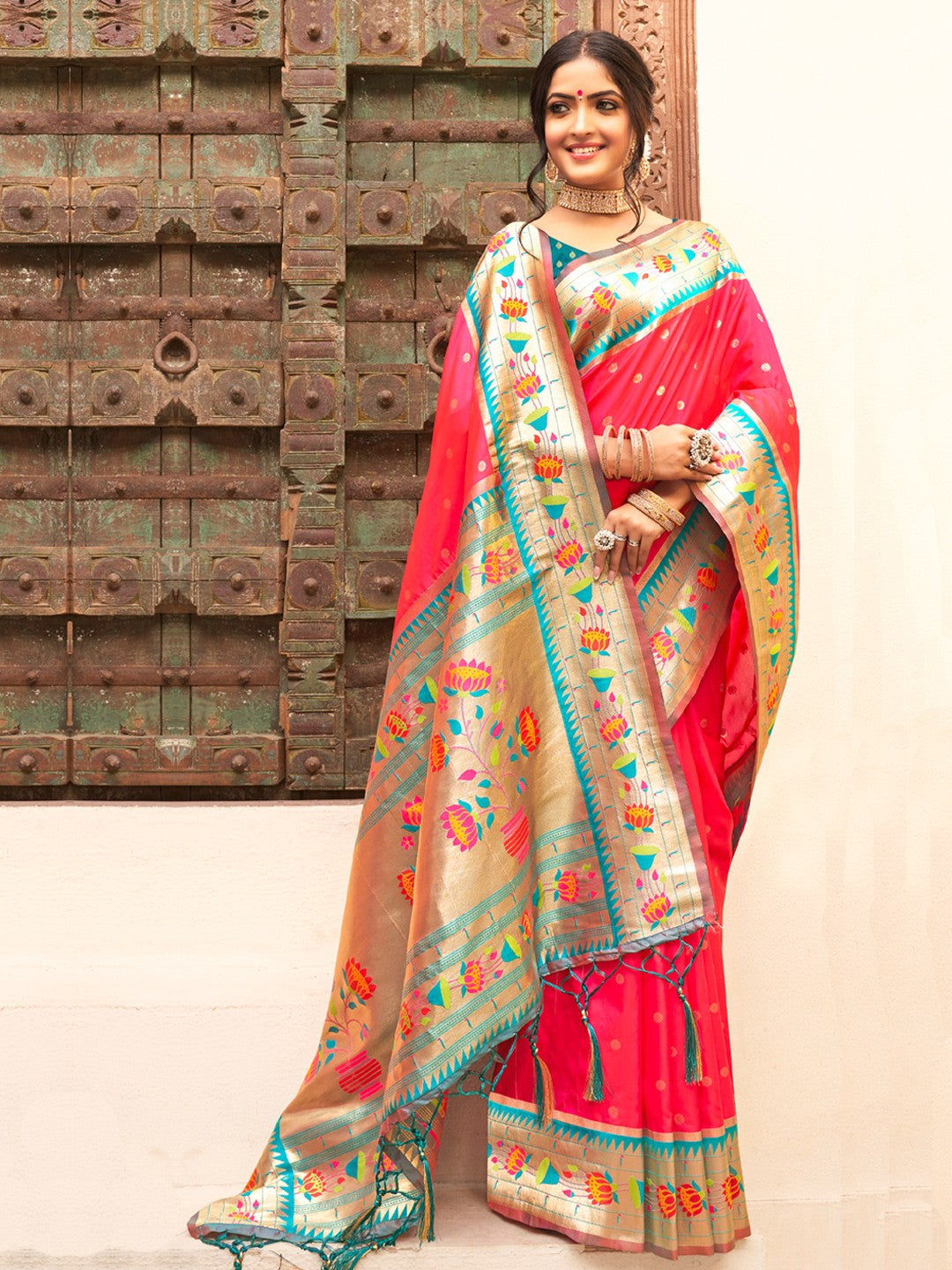 Tarani premium pink Paithani silk saree with zari weaving border full view for party and festive wear