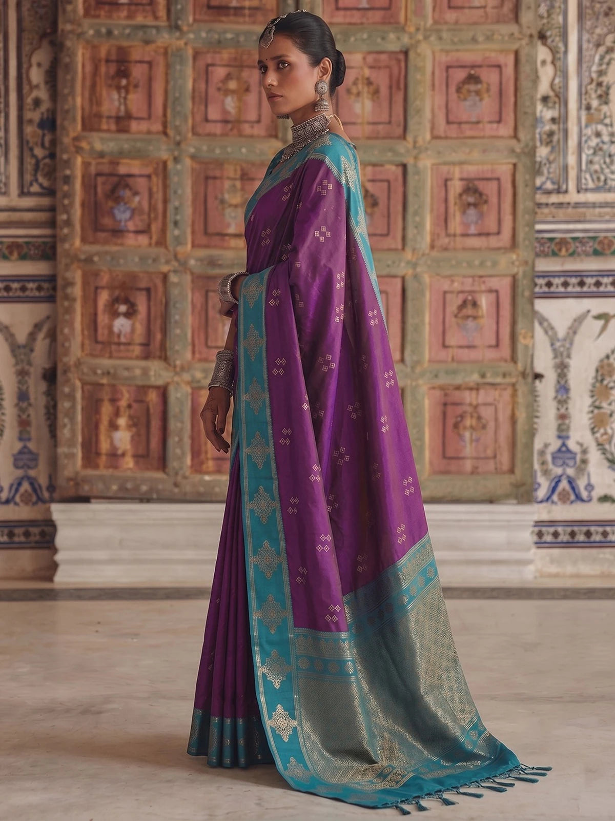 Tarani Kinjal premium soft silk purple saree side view highlighting woven pallu