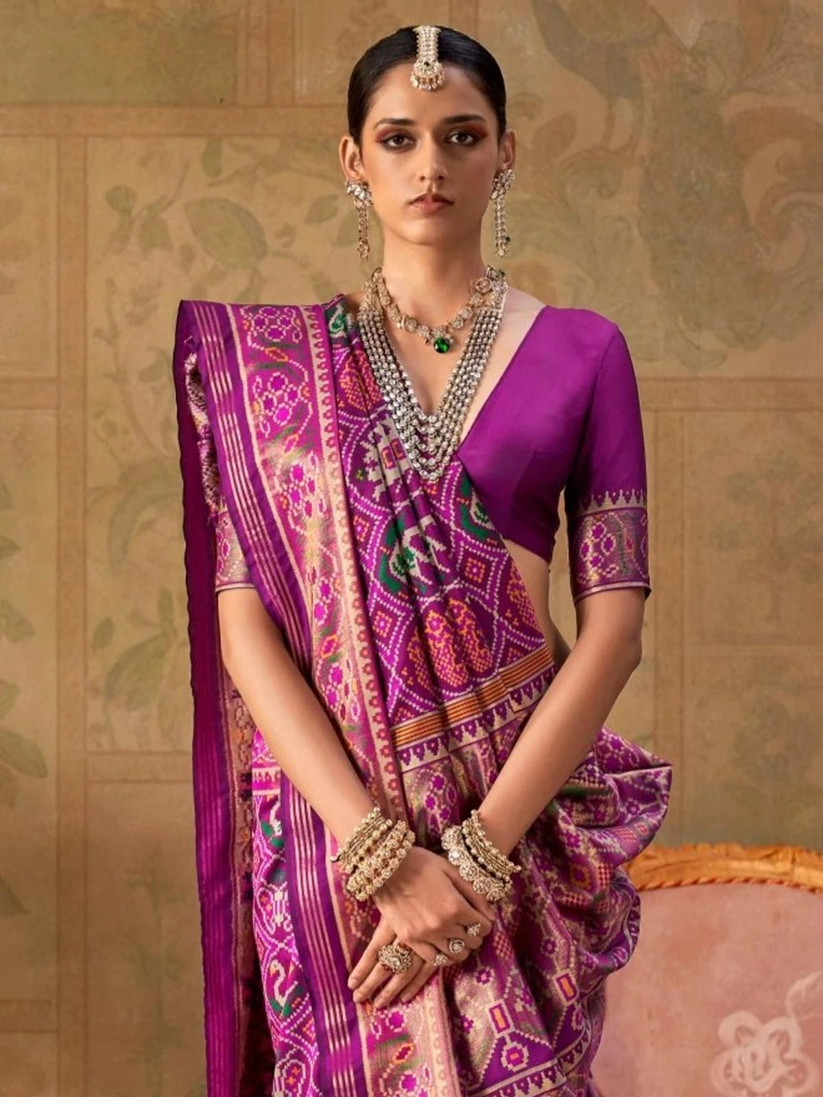 Tarani superior soft WPV silk purple Patola weave saree upper body view