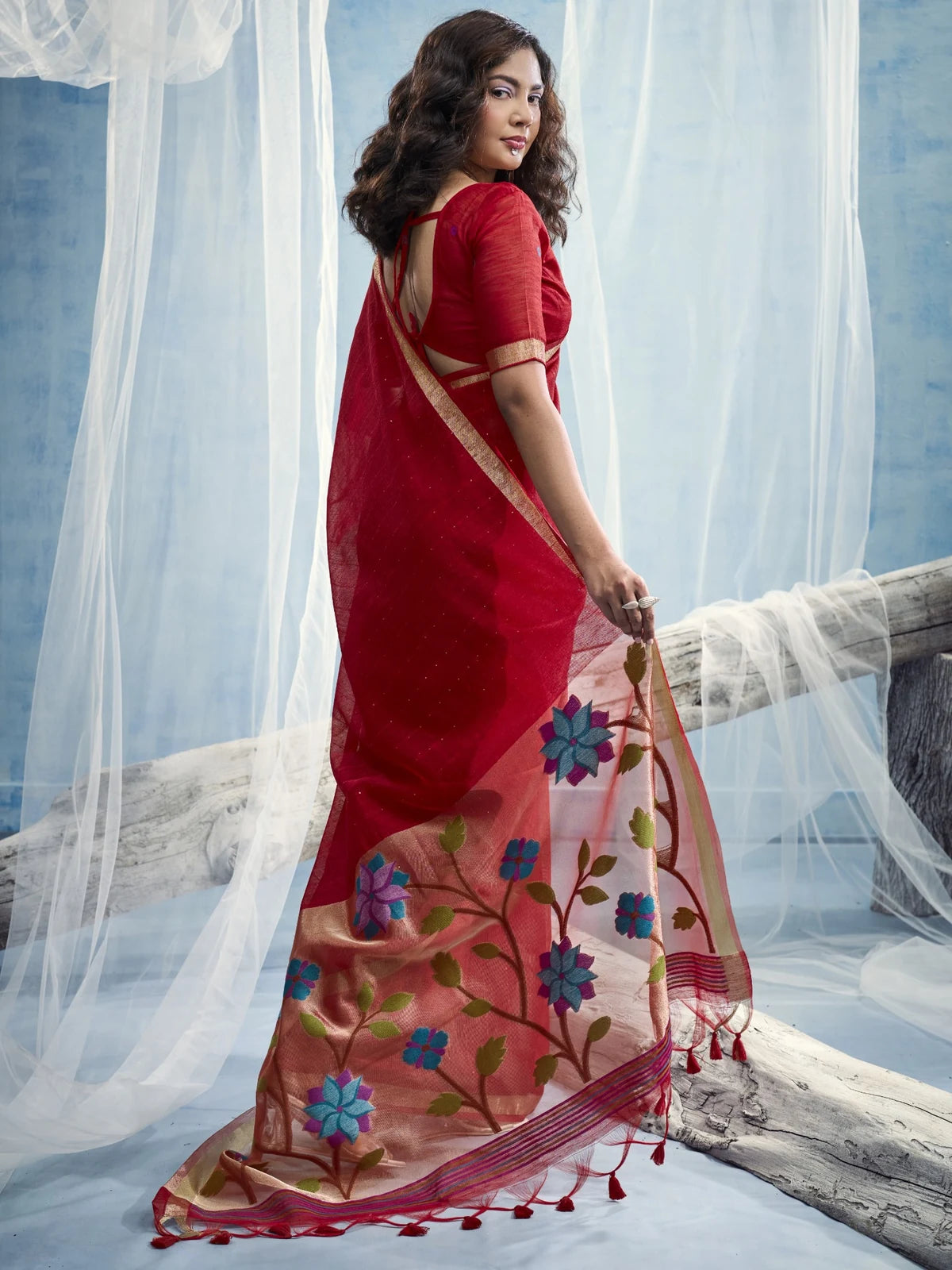 Tarani Rakshita pure Munga silk red saree back view with tissue pallu and handloom weaving work