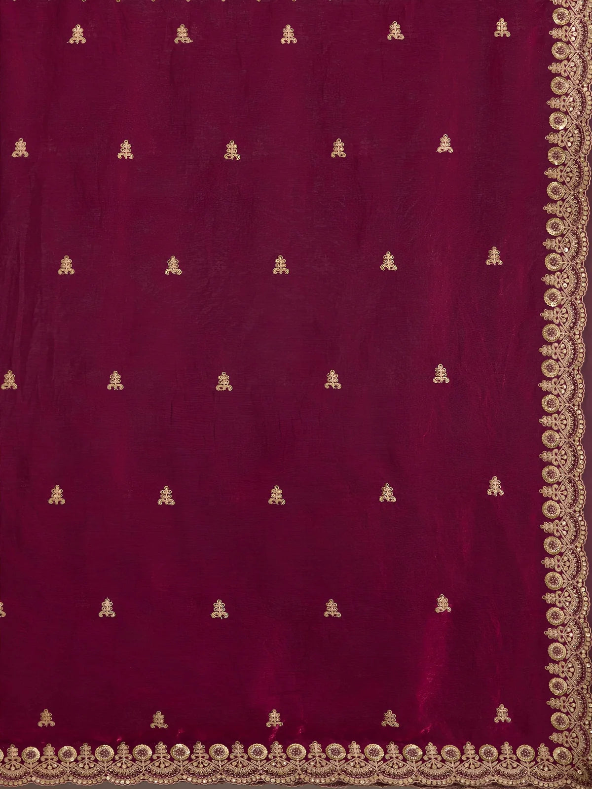 Tarani Akshaya maroon tissue saree closeup view of embroidery border sequins pearl and zari work