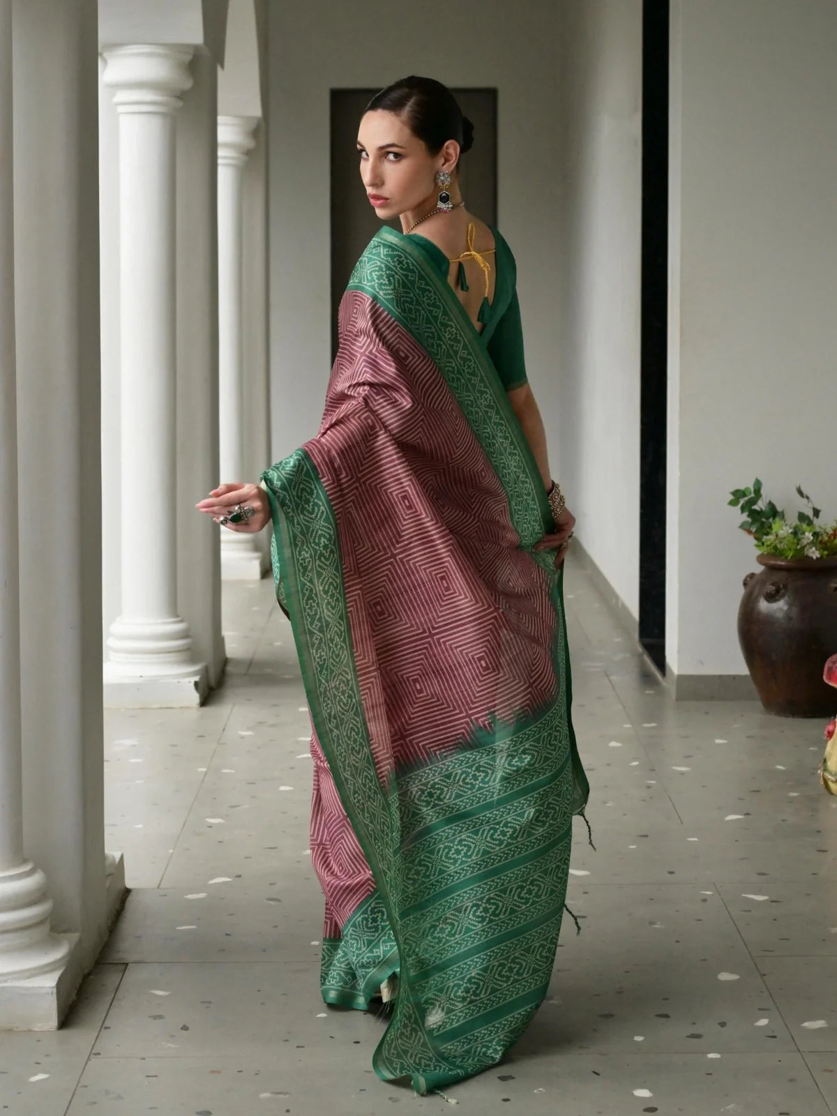 Tarani pragunita Green Silk saree drape detail view for festive party and wedding wear