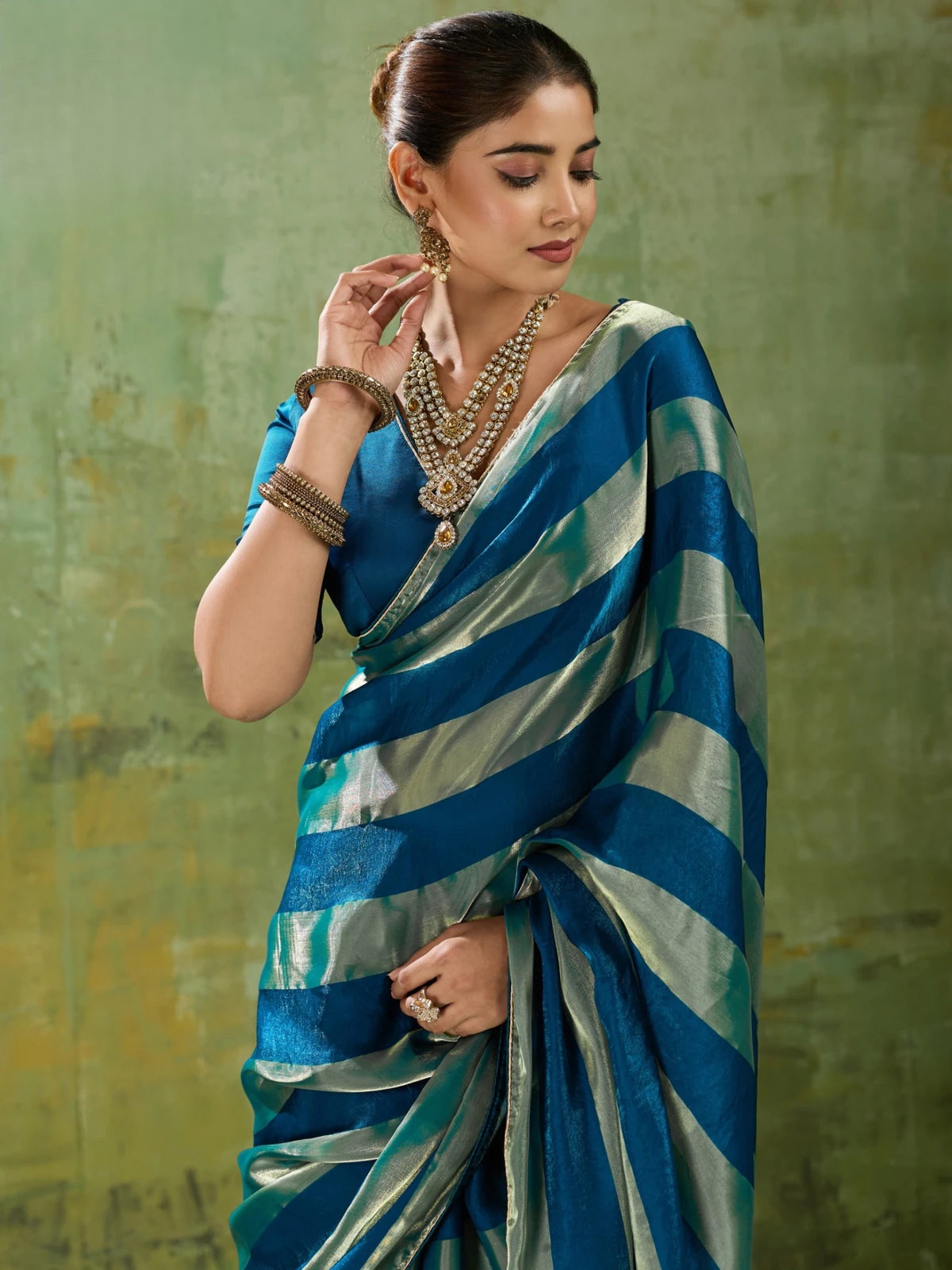 Tarani blue velvet satin saree with metallic patta closeup-view view Anvita