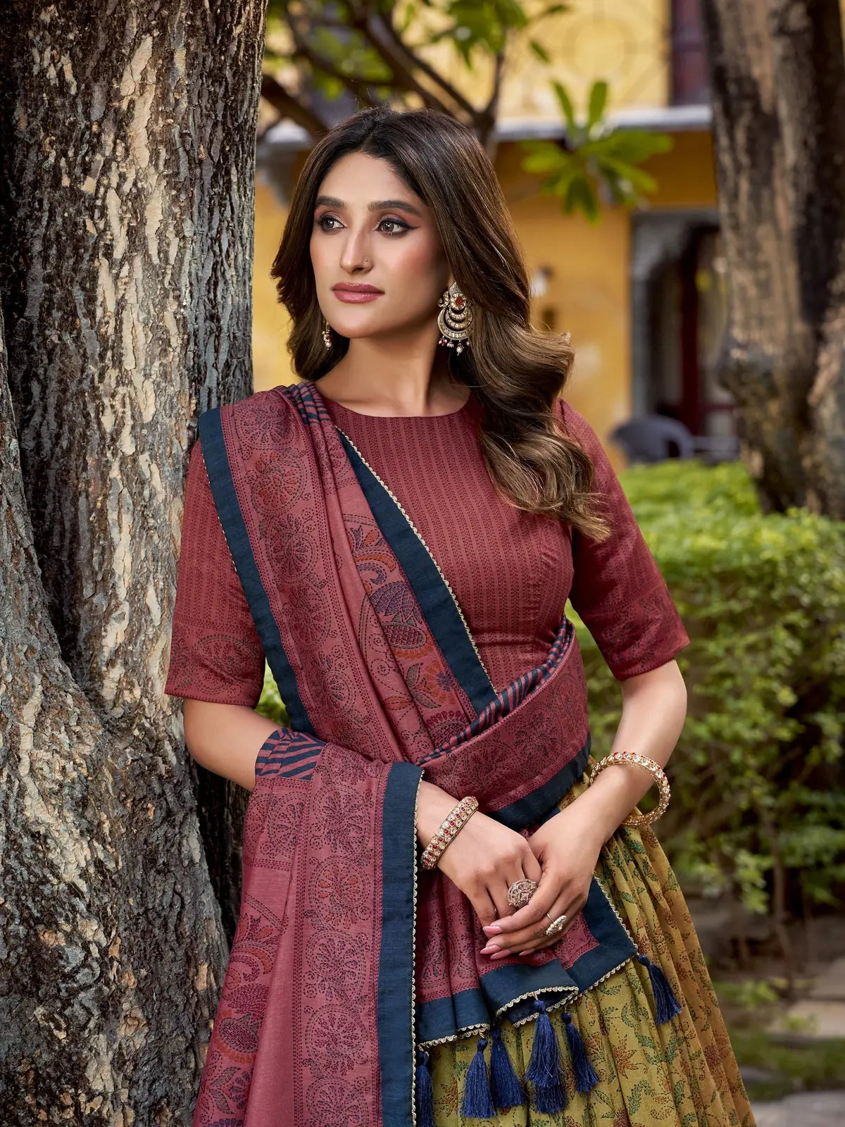 Tarani green printed vichitra silk lehenga set with blouse and dupatta in upper body view - trn39020126gandharika