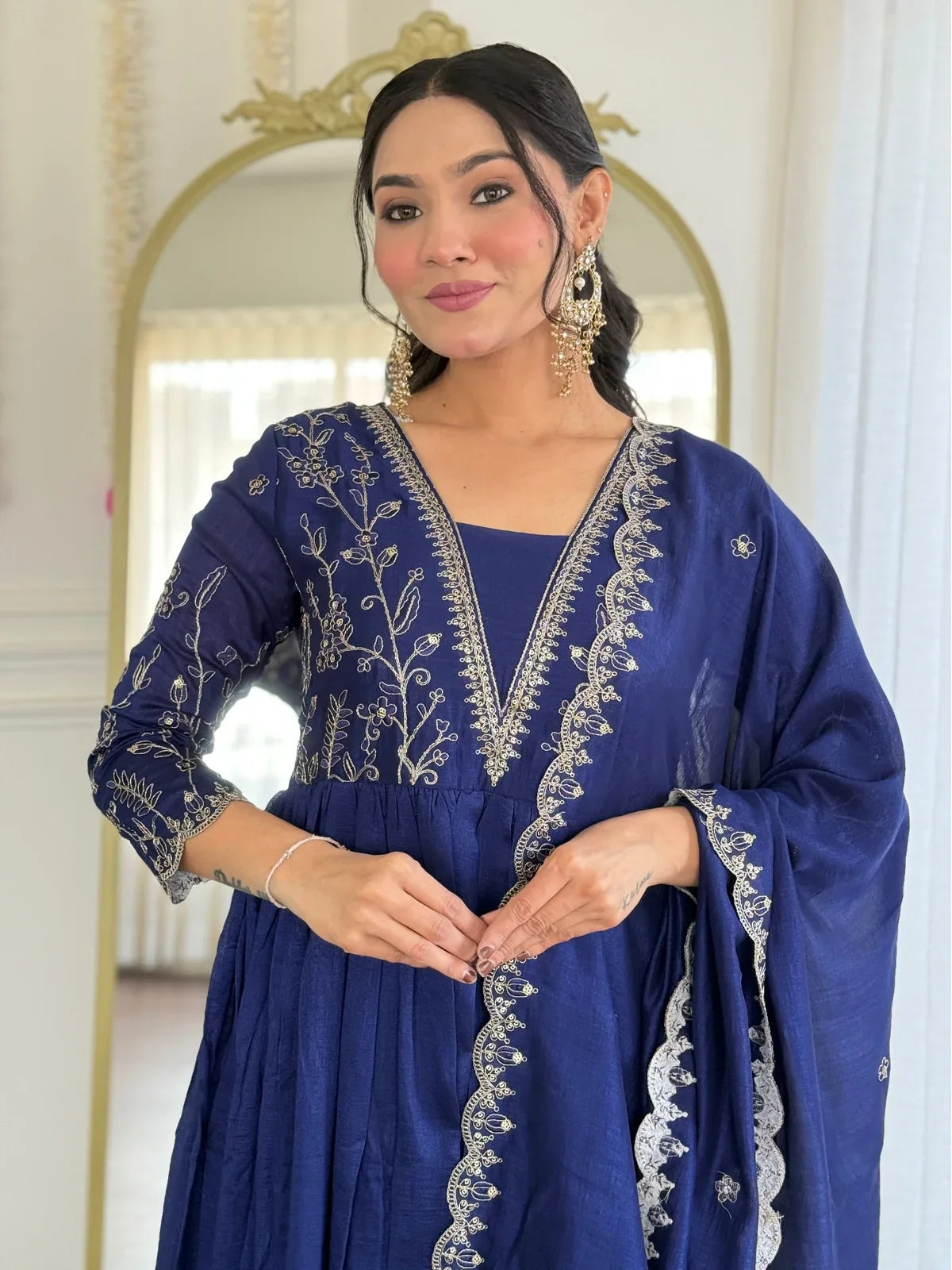 Tarani blue vichitra silk embroidered kurta set upper body close view